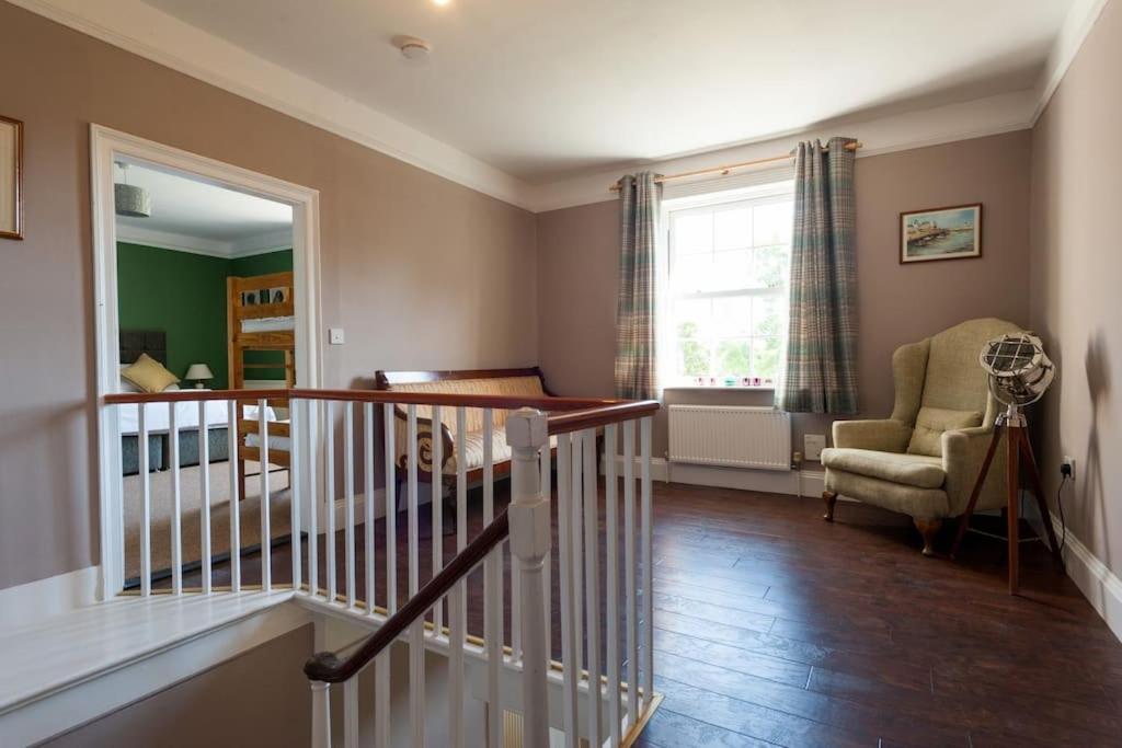 Firs Sleeps 15 Stunning Country House With Hot Tub Sudbourne Exterior photo