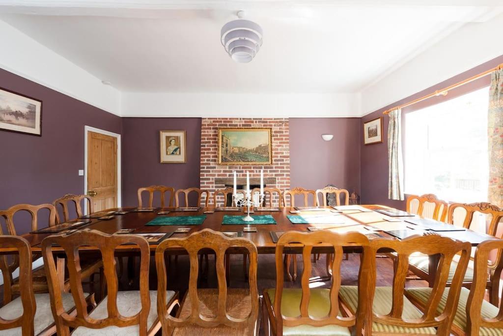 Firs Sleeps 15 Stunning Country House With Hot Tub Sudbourne Exterior photo